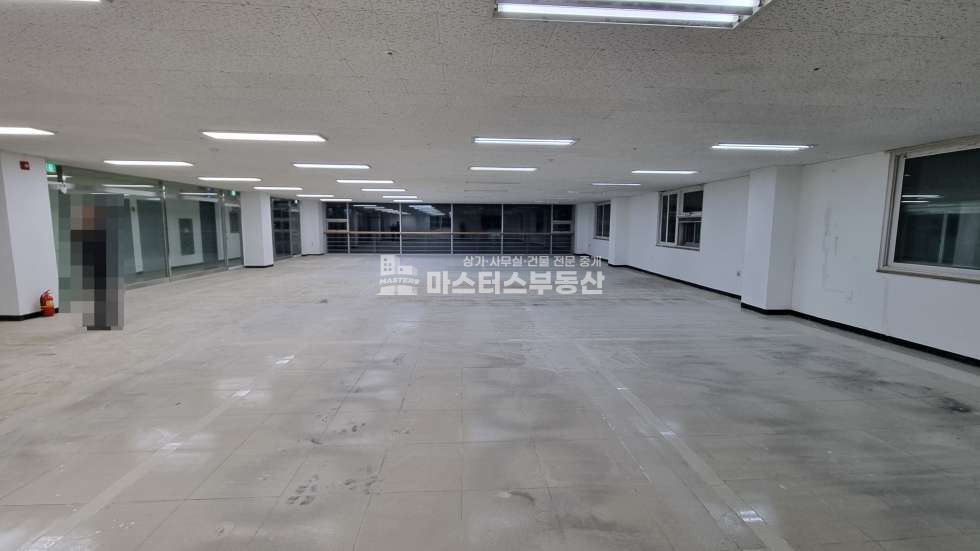 인천 남동구 만수동 만수동 대로변 노출 우수한 공실상가, 한개층단독사용,연층가능 월세 매물번호 10190 사진 2