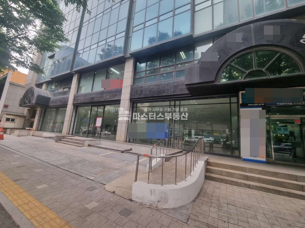 인천 남동구 구월동 예술회관역 초 역세권 전면 넓어 광고효과 노출 좋은 1층 대형상가 월세 매물번호 10090 사진 9