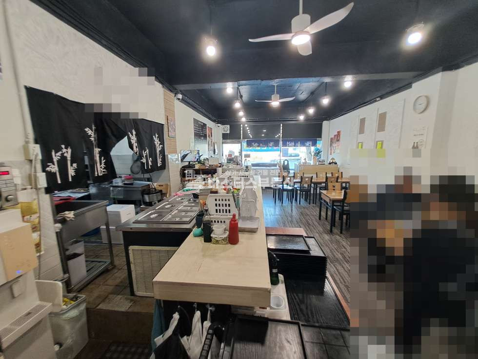 인천 연수구 청학동 실사진O,연수역 인근 용담근린공원 인근 영업 바로 가능한 1층상가 월세 매물번호 11284 사진 2