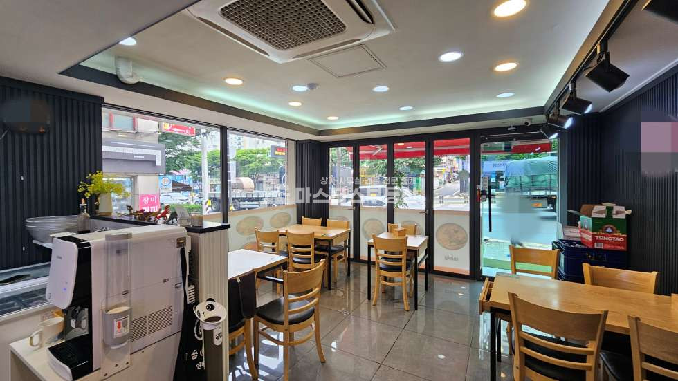 인천 남동구 간석동 간석빌딩동 실사진O, 간석동 간석시장 대로변 상가1층 음식점 양수도 월세 매물번호 11484 사진 1