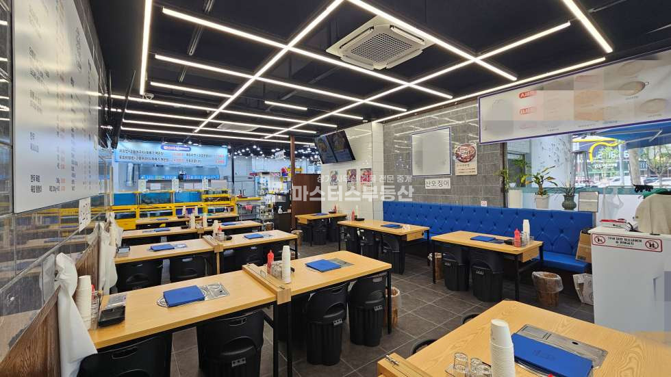 인천 서해구 가좌동 실사진O, 건지사거리 메인 코너자리 1층 상가 월세 매물번호 11510 사진 1