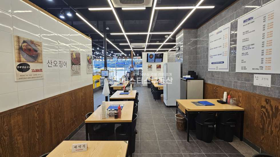 인천 서해구 가좌동 실사진O, 건지사거리 메인 코너자리 1층 상가 월세 매물번호 11510 사진 4
