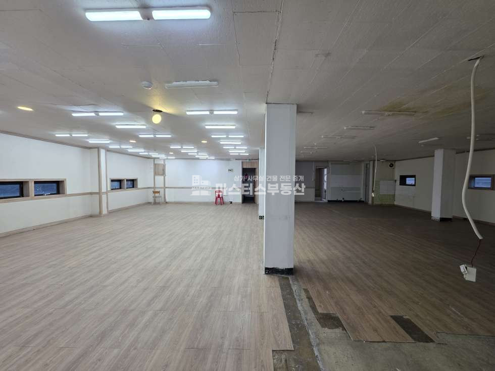 인천 남동구 만수동 약57평, 모래내사장 역세권 도로변 3층 무권리 공실 월세 매물번호 10552 사진 5