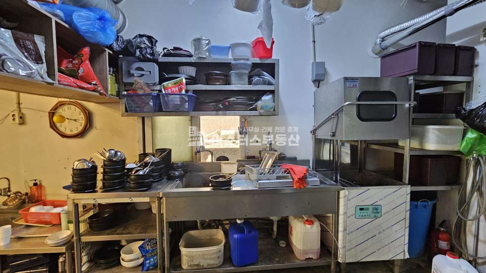 인천 부평구 부평동 실사진O, 부평 대정사거리 코너빌딩 상가1층 월세 매물번호 11535 사진 9