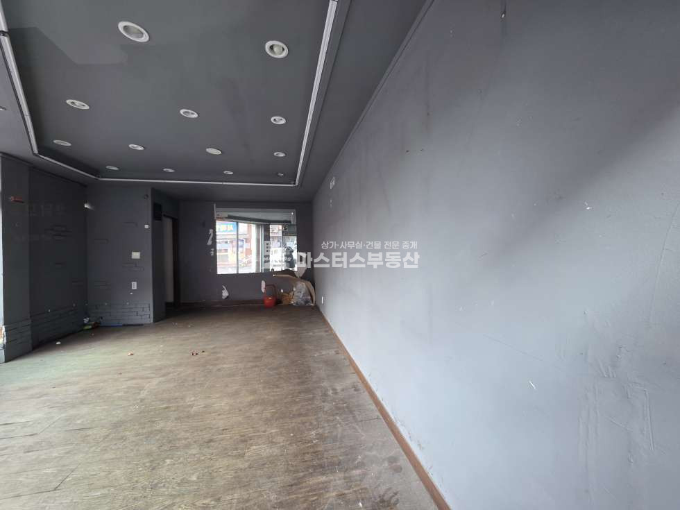 인천 남동구 구월동 약8평, 무권리 1층 벤댕이골목 코너자리 공실 월세 매물번호 11012 사진 3
