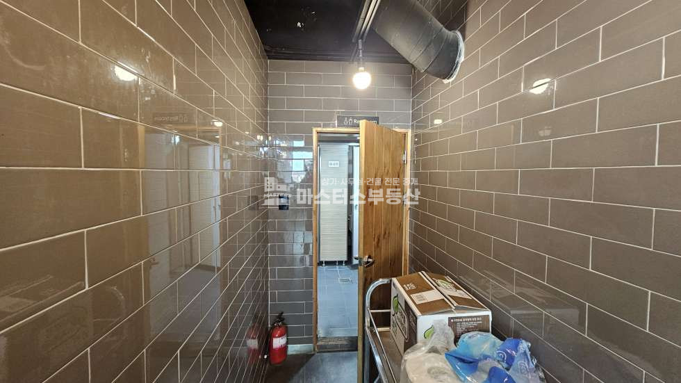 인천 부평구 부평동 실사진O, 부평문화로 귀한평수 2층 음식점 상가 월세 매물번호 11522 사진 16