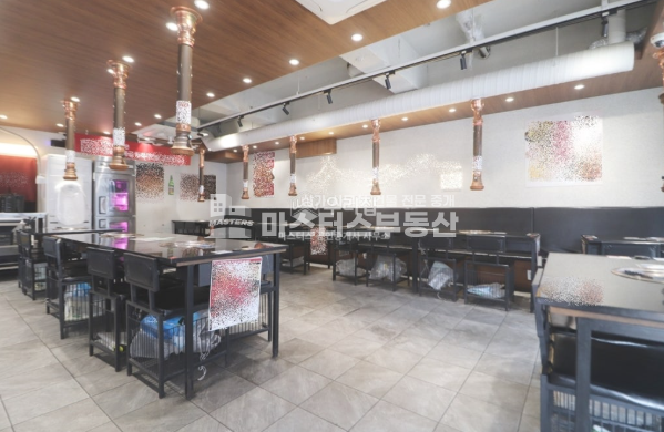 인천 연수구 연수동 사진o.연수동 먹자골목 코너자리. 노출좋음. 월세 매물번호 11374 사진 2