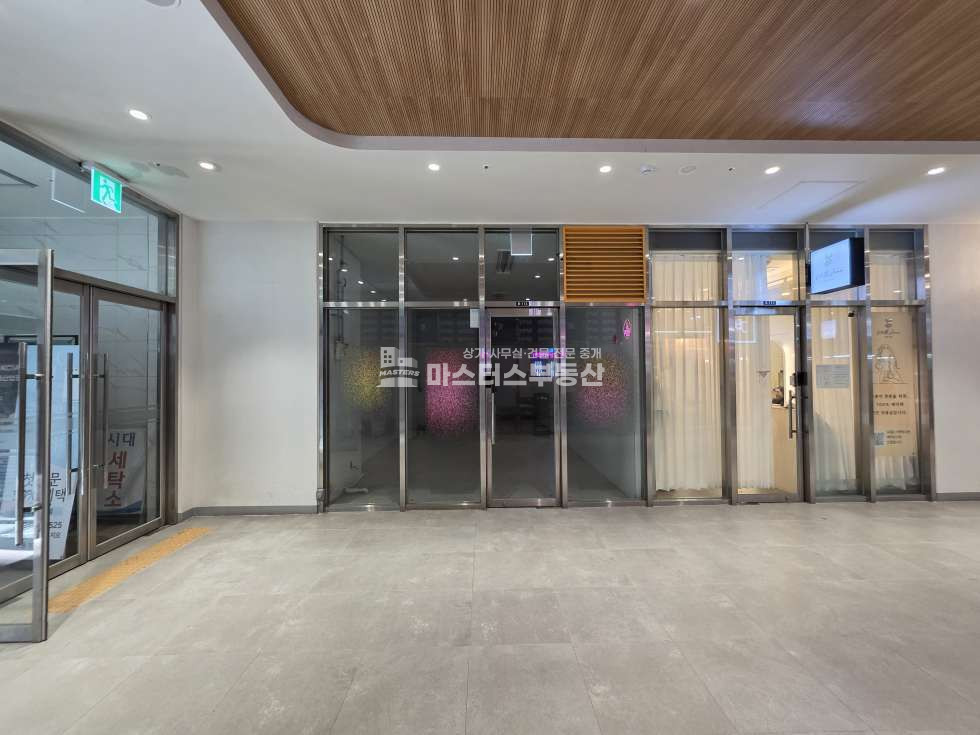 인천 남동구 구월동 판매시설동 전용 12평, 인천시청 앞 대단지 주상복합 상가동 내측상가 매매 매매 매물번호 11552 사진 2