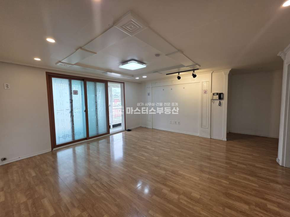 인천 남동구 구월동 약35평, 예술회관역 도보4분 5층 사무실 주차O, 엘베O 월세 매물번호 11664 사진 1