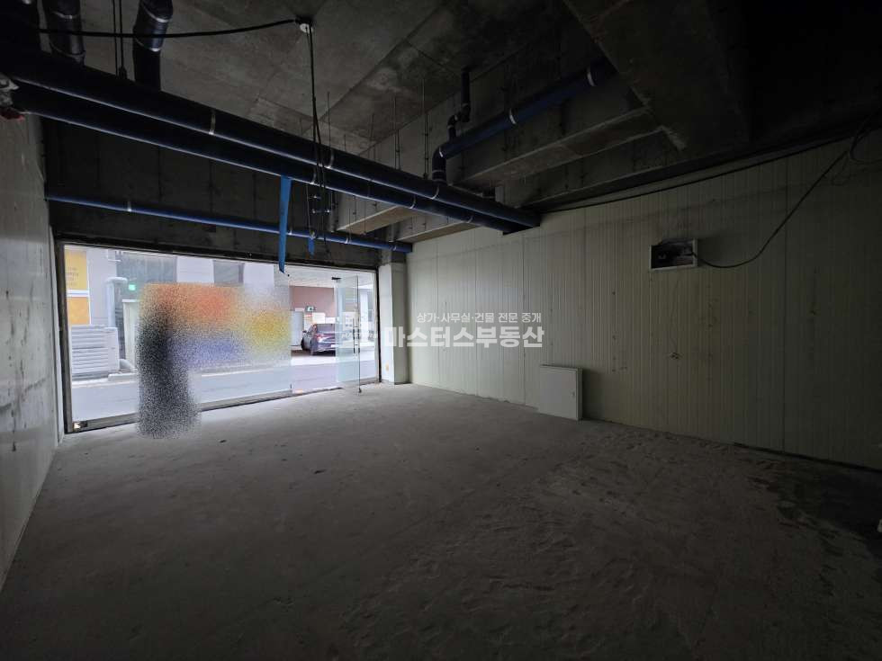인천 남동구 구월동 전용12평, 인천시청 인근 오피스상권 도로변 1층 공실 월세 매물번호 10957 사진 4