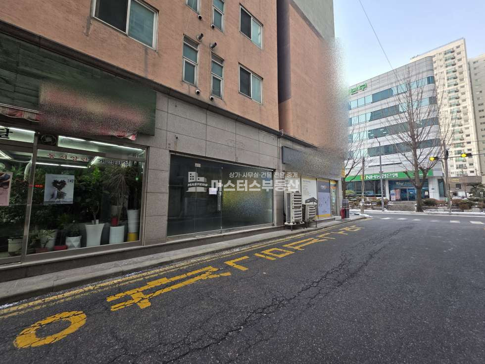 인천 남동구 구월동 전용12평, 인천시청 인근 오피스상권 도로변 1층 공실 월세 매물번호 10957 사진 9