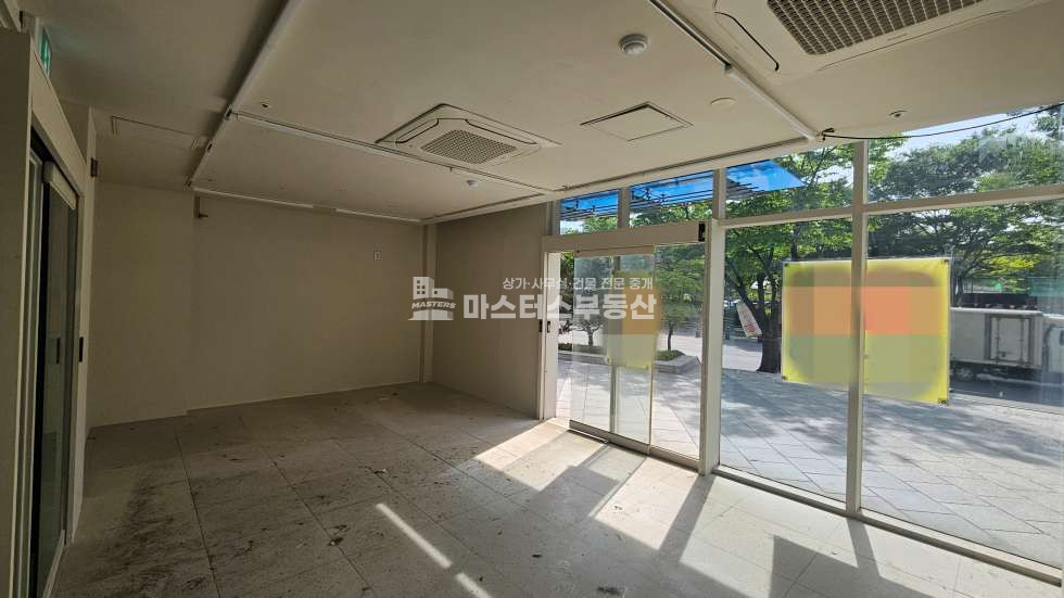 인천 남동구 구월동 링크126동 실사진O, 구월로데오거리 대로변 1층 상가 월세 매물번호 11050 사진 1