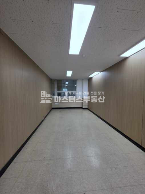 인천 부평구 부평동 부평시청역 인근 인테리어 완비, 회의실, 탕비실, 룸 완비된 깔끔한 사무실 월세 매물번호 10501 사진 4