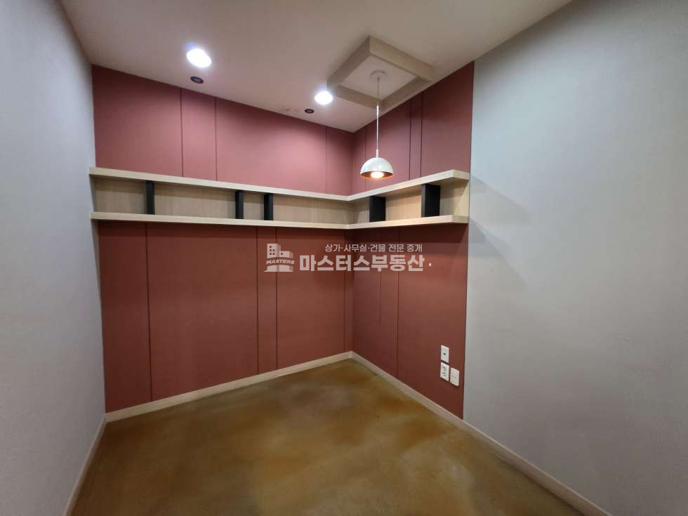 인천 남동구 구월동 1동 전용106평, 로데오 광장 중심 6층 병원시설되어있는 무권리 공실 월세 매물번호 11698 사진 7