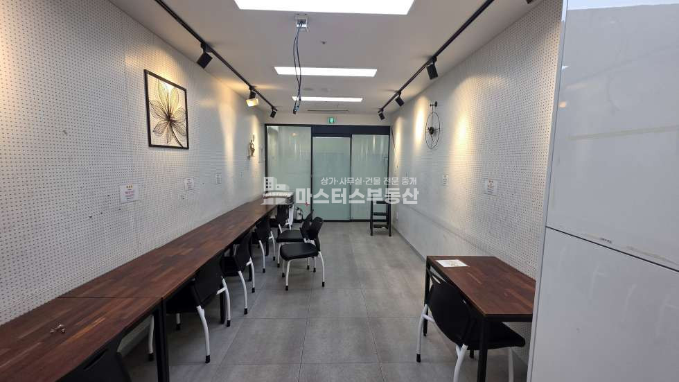 인천 남동구 구월동 주1동 예술회관역 바로 앞 깔끔한 대형 학원 자리 임대 월세 매물번호 11702 사진 3