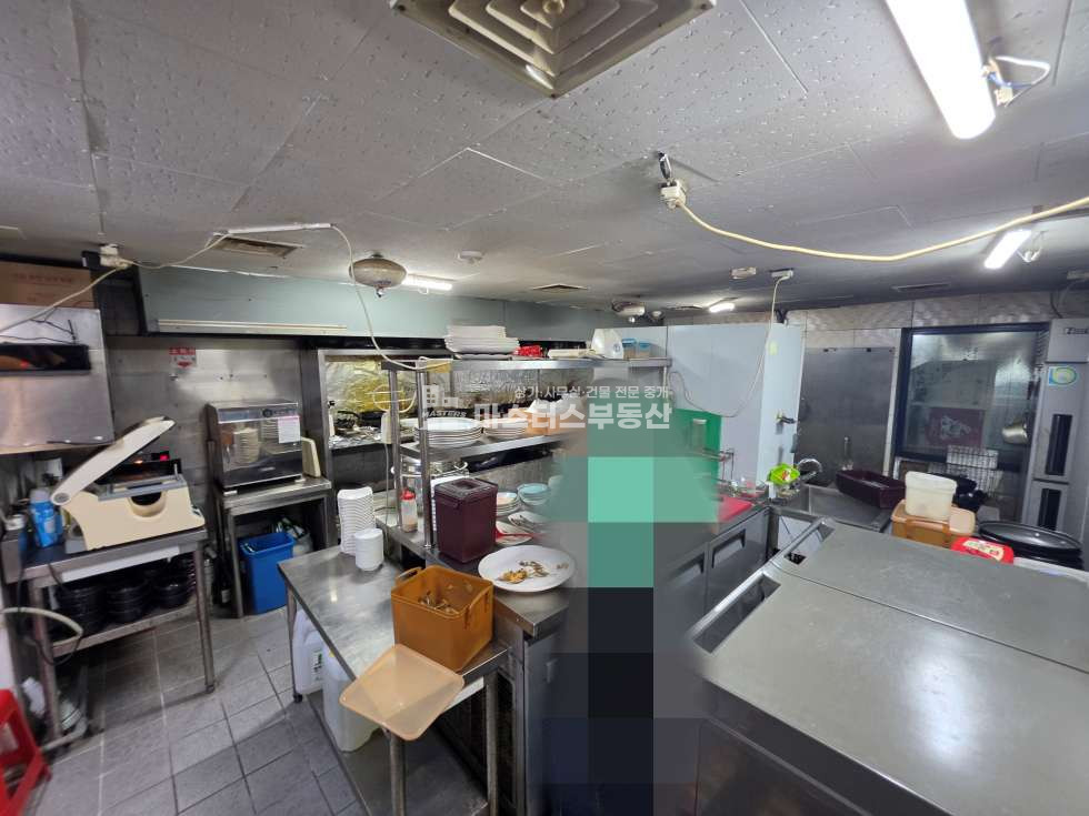 인천 부평구 부평동 뉴케슬동 실사진O, 부평역 모다아울렛 인근 먹자골목 연층 상가 월세 매물번호 11710 사진 3