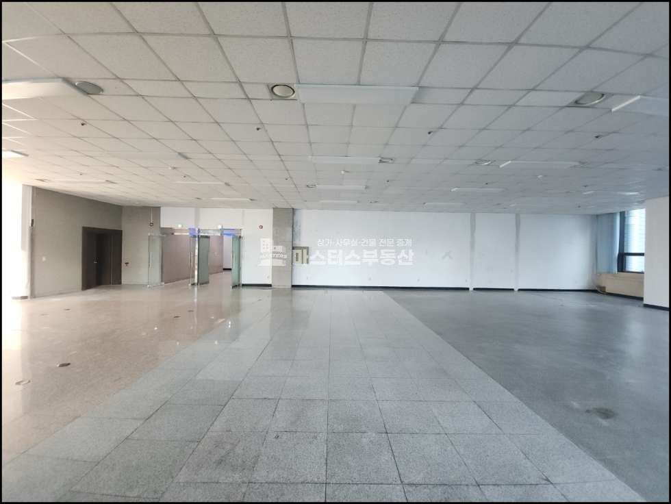 인천 부평구 부평동 1동 부흥오거리 대로변 노출최고 대형평수 상가 임대 월세 매물번호 10800 사진 4