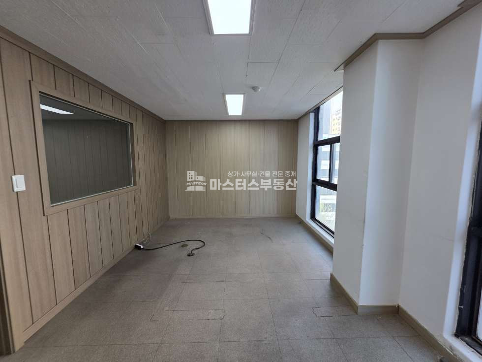 인천 남동구 구월동 전용79평, 인천시청 오피스상권 룸분리 7층단독사용 월세 매물번호 11616 사진 4