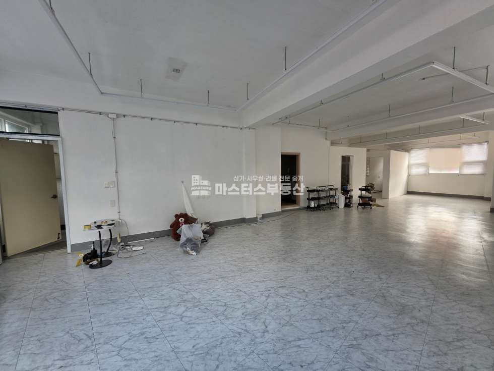 인천 남동구 만수동 실사진O, 만수동 향촌입구 삼거리 인근 대로변 상가 2층 월세 매물번호 11722 사진 4