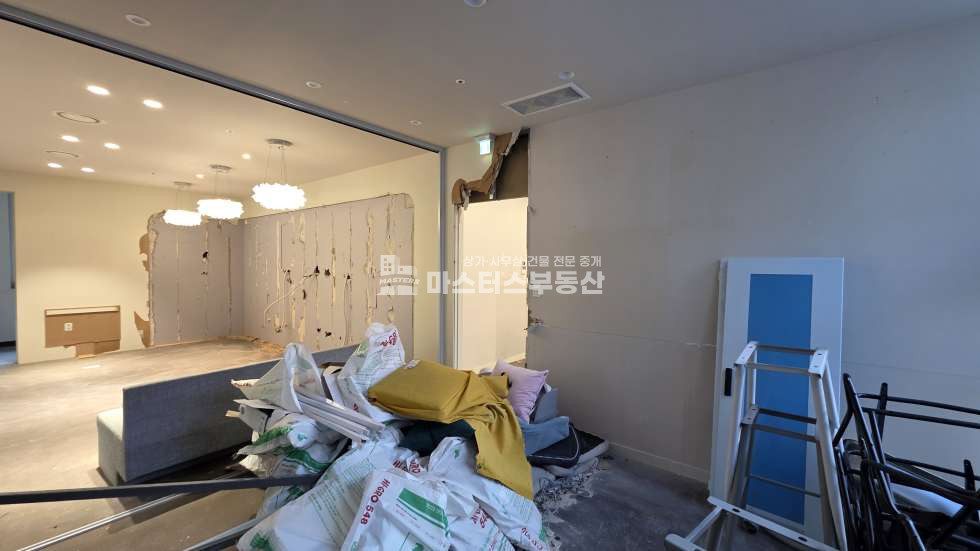 인천 남동구 구월동 로데오 인근 광고효과 최상 2층 무권리 상가 월세 매물번호 11718 사진 4