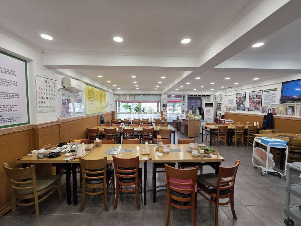 인천 남동구 구월동 약35평, 예술회관역 건설회관 인근 도로변 1층 성업중인 음식점 월세 매물번호 11567 사진 1