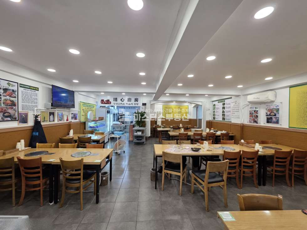 인천 남동구 구월동 약35평, 예술회관역 건설회관 인근 도로변 1층 성업중인 음식점 월세 매물번호 11567 사진 2