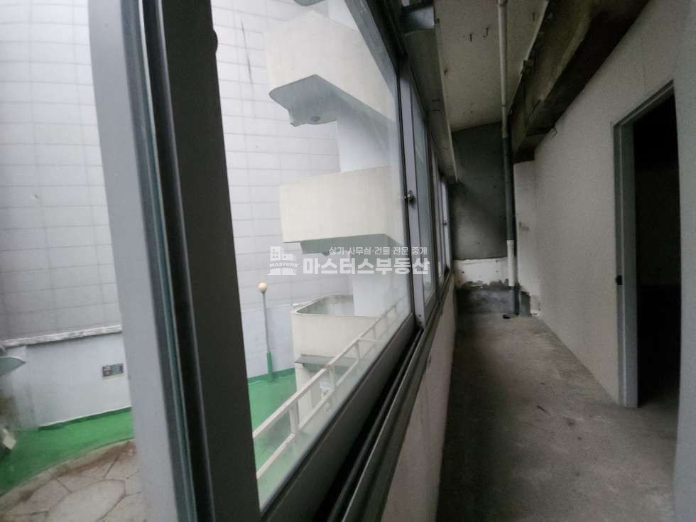 인천 부평구 부평동 1동 실사진O, 부평역로터리 2층 무권리 대형평수 노출간판 최고 월세 매물번호 10710 사진 13