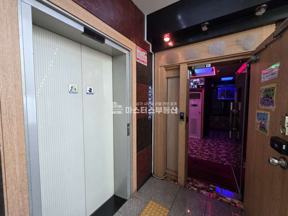 인천 남동구 구월동 공급54평, 길병원사거리 수입차거리 대로변 2층 성업중인 노래방 월세 매물번호 11705 사진 13