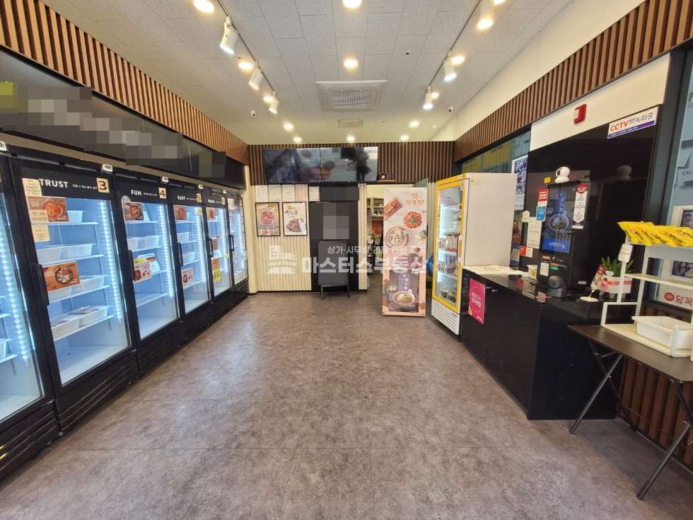 인천 남동구 구월동 퍼스트프라자동 전용12 길병원사거리 대단지 아파트상권 대로변 1층상가 월세 매물번호 10232 사진 1