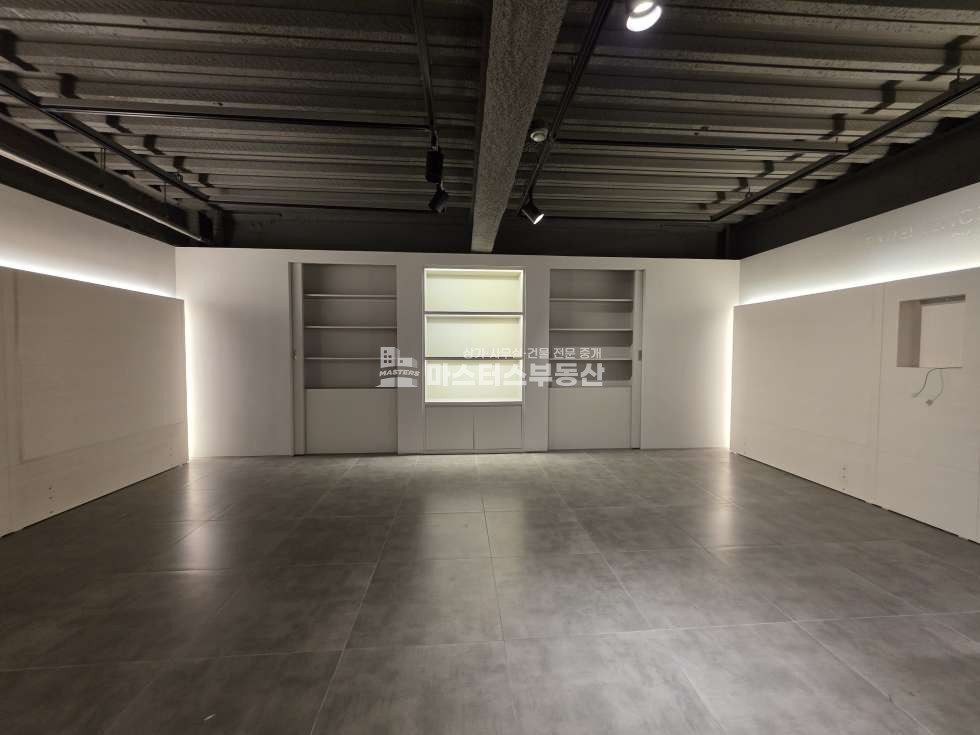 인천 남동구 구월동 약70평, 승기사거리 대로변 1층 전시장, 의류매장,병원 월세 매물번호 10479 사진 8